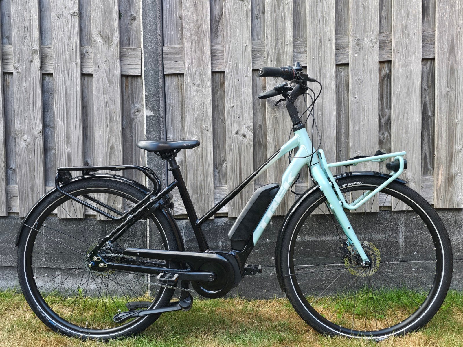 Trek District +2 50cm Dames Bosch E-bike Elektrischefiets, Fietsen en Brommers, Elektrische fietsen, Zo goed als nieuw, 47 tot 51 cm