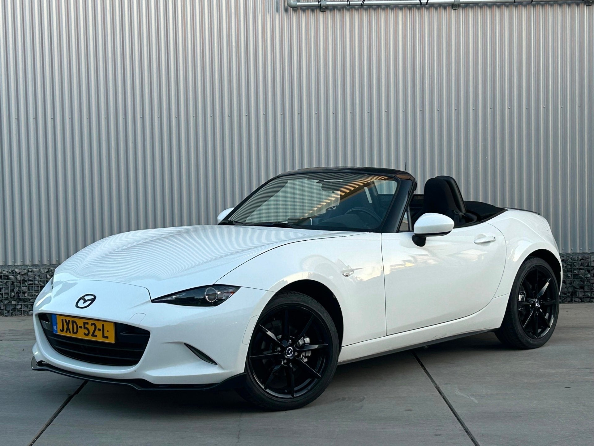 Mazda MX-5 1.5 SkyActiv-G 131 S, Airco, navigatie, Auto's, Mazda, Gebruikt, 4 cilinders, Cabriolet, Bedrijf