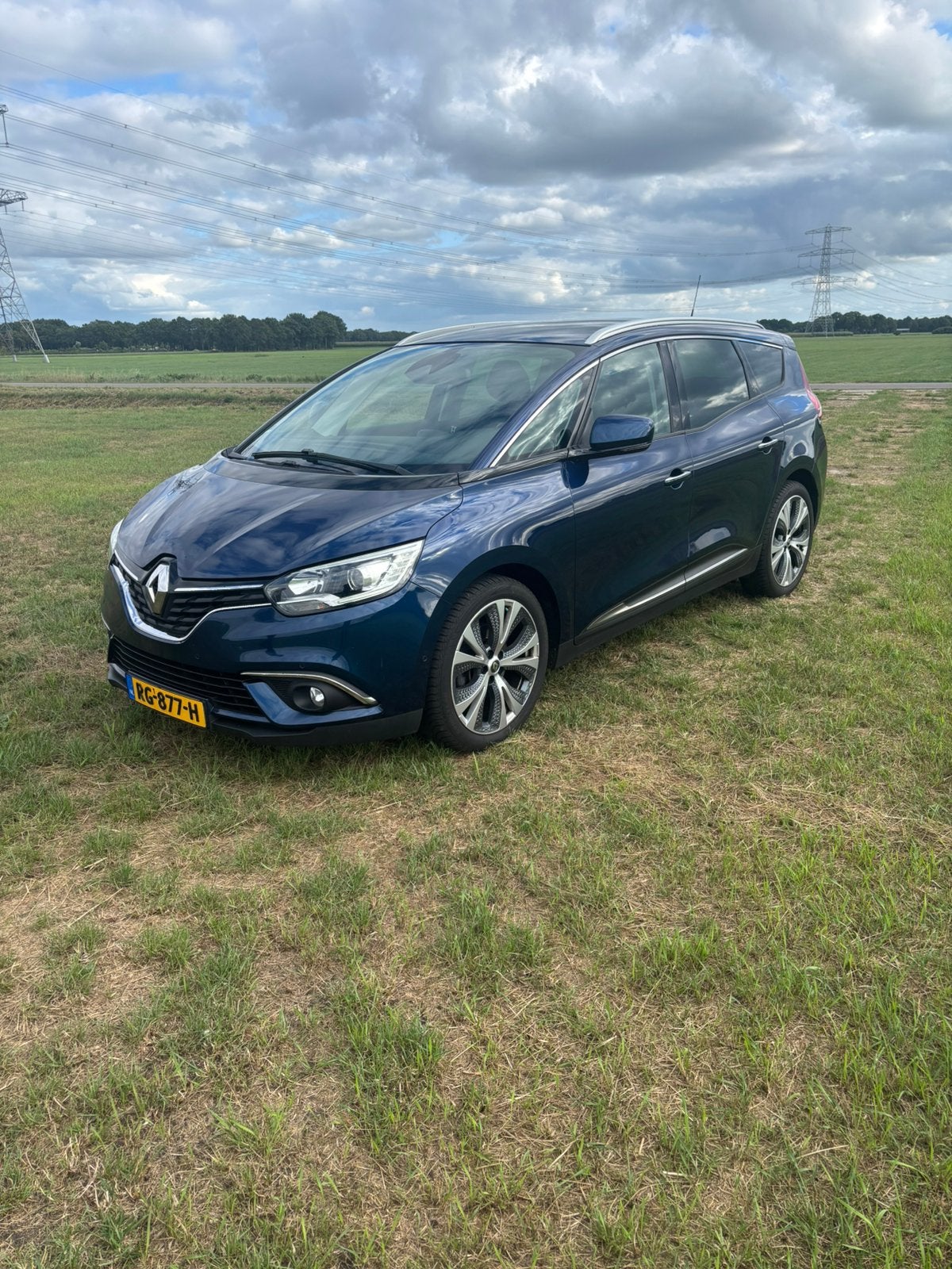 Renault Grand Scenic 1.5dCi Intens 110pk 2017 Blauw, Voorwielaandrijving, Zwart, 4 cilinders, 1850 kg