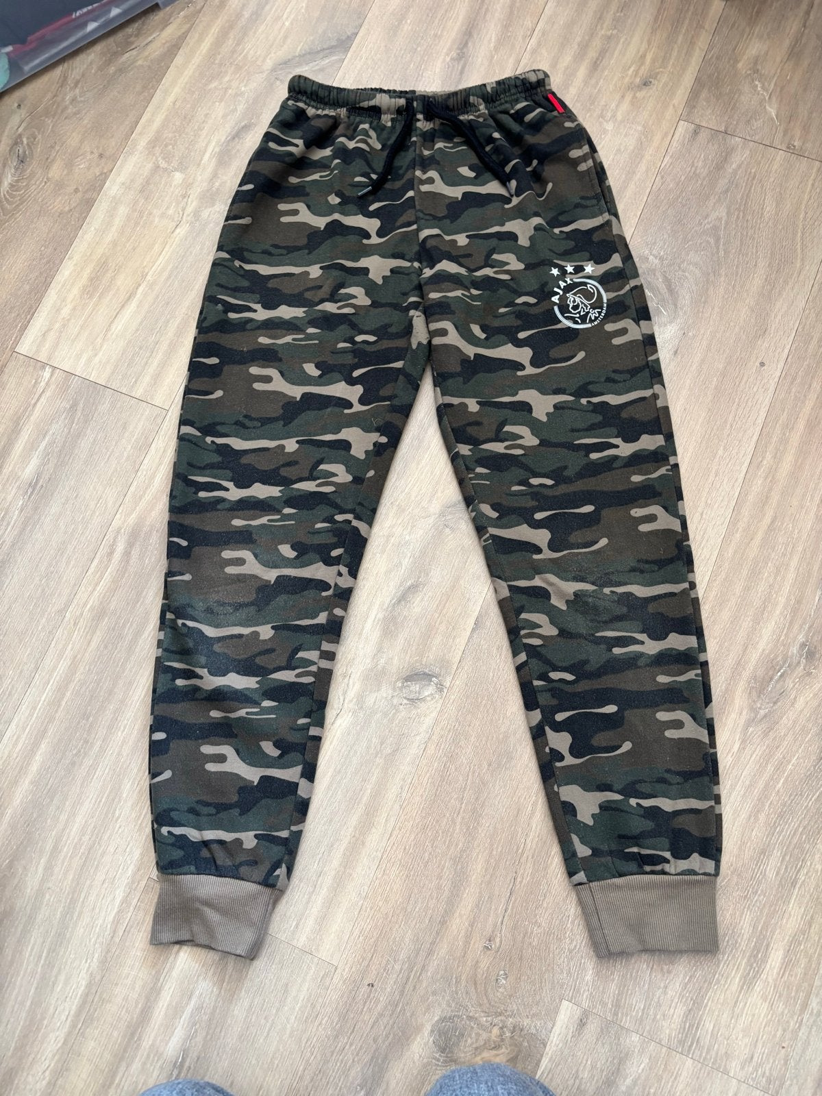 Ajax Camouflage Joggingbroek Maat 164/170, Ophalen of Verzenden, Gebruikt, Jongen of Meisje, Broek