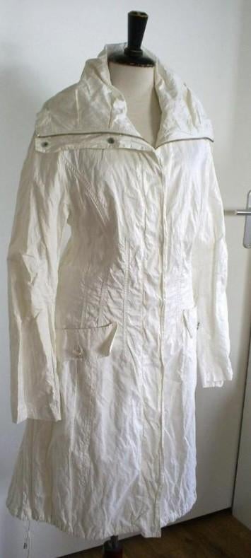 Roomwitte jas maat 38, Kleding | Dames, Jassen | Zomer, Zo goed als nieuw, Maat 38/40 (M), Wit, Ophalen of Verzenden
