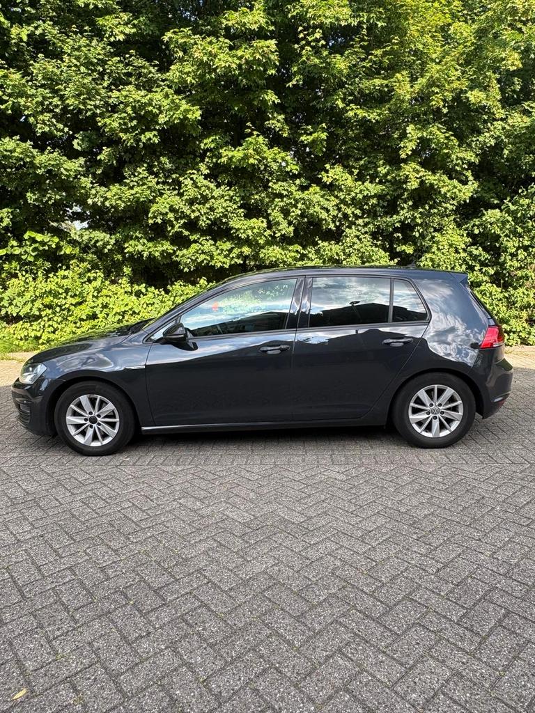 Volkswagen Golf 1.6 TDI 81KW 5D Blue Motion, Auto's, Voorwielaandrijving, Euro 5, Stof, 4 cilinders