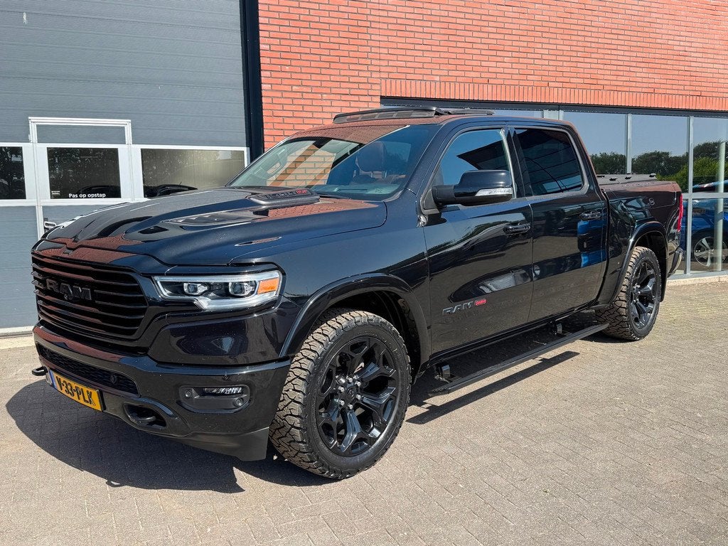 Dodge DODGE RAM 1500 E-TORQUE Hemi 5.7 Longhorn, Auto's, Automaat, Gebruikt, 5654 cc, Zwart