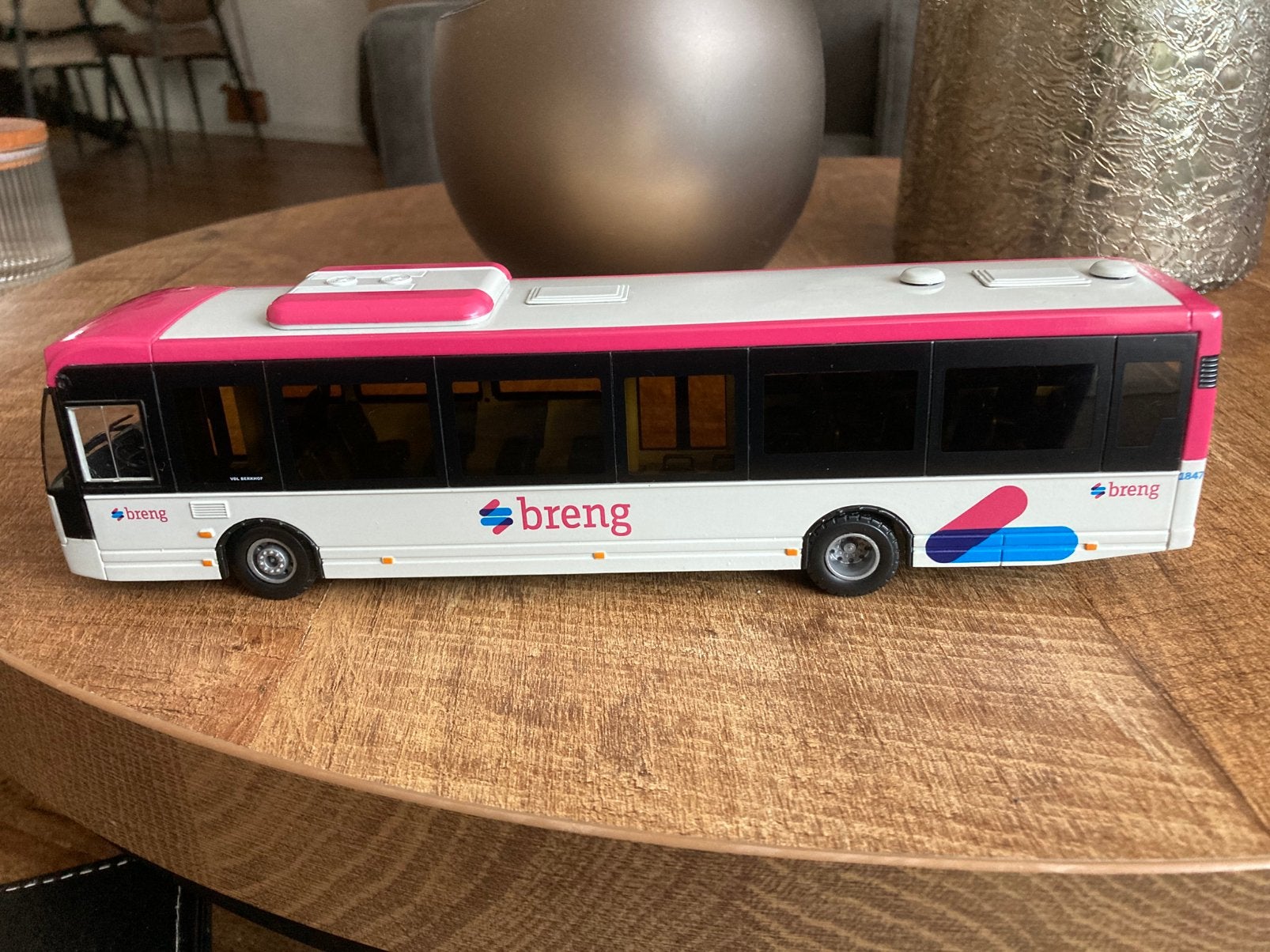Lion Toys Ambassador Bus Breng Nijmegen Stadsbus Streekbus, Hobby en Vrije tijd, Ophalen of Verzenden, Zo goed als nieuw, Bus of Vrachtwagen
