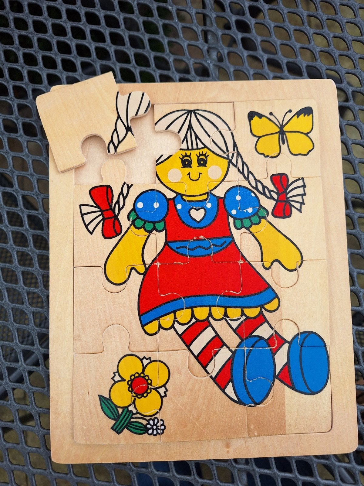 Houten Puzzel Meisje met Vlinder en Bloemen, Ophalen, 2 tot 4 jaar, Gebruikt, Van hout