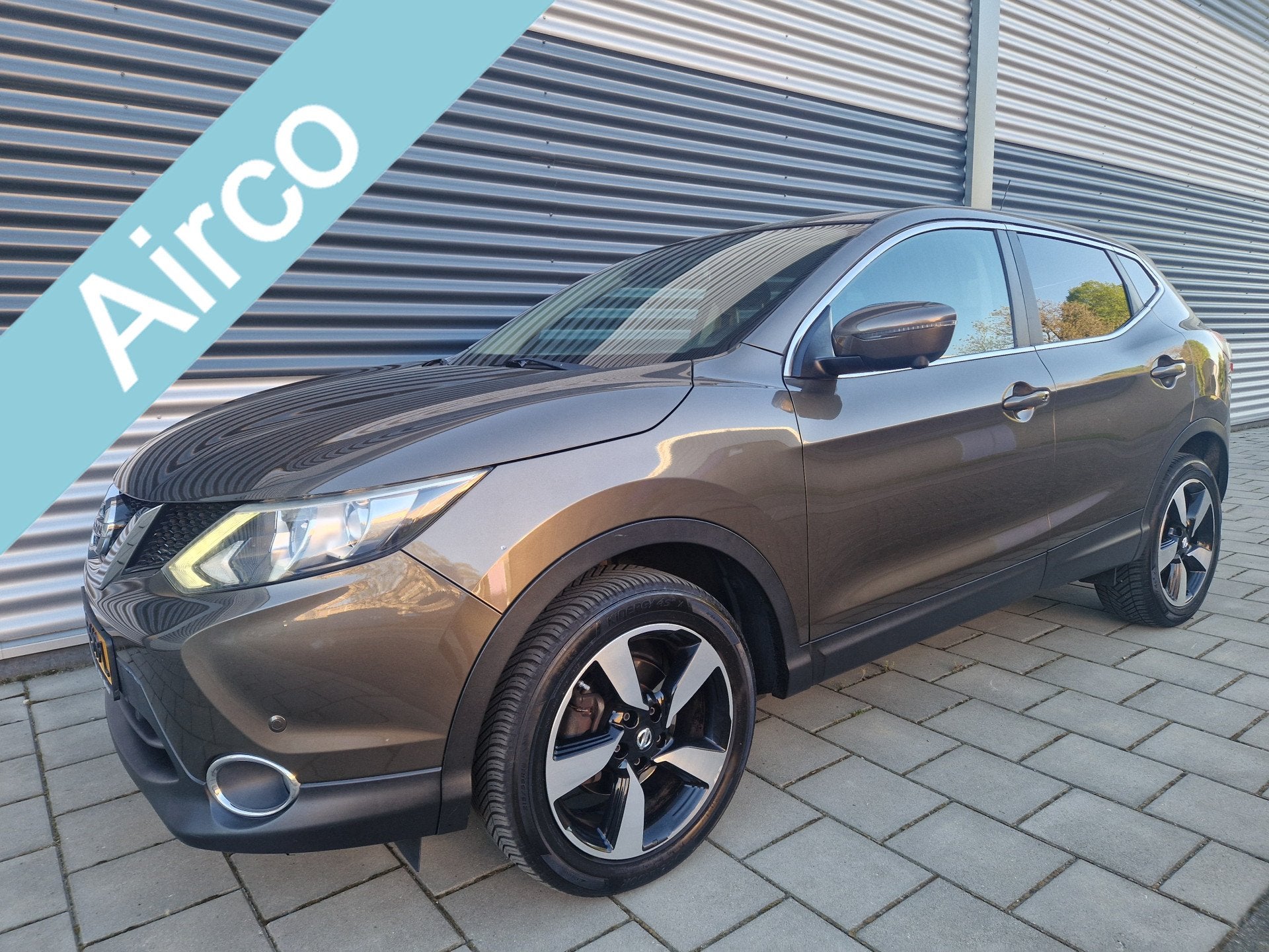 Nissan QASHQAI 1.2 Connect Edition, Navigatie, PDC, Trekhaak, Voorwielaandrijving, Euro 5, Stof, Gebruikt