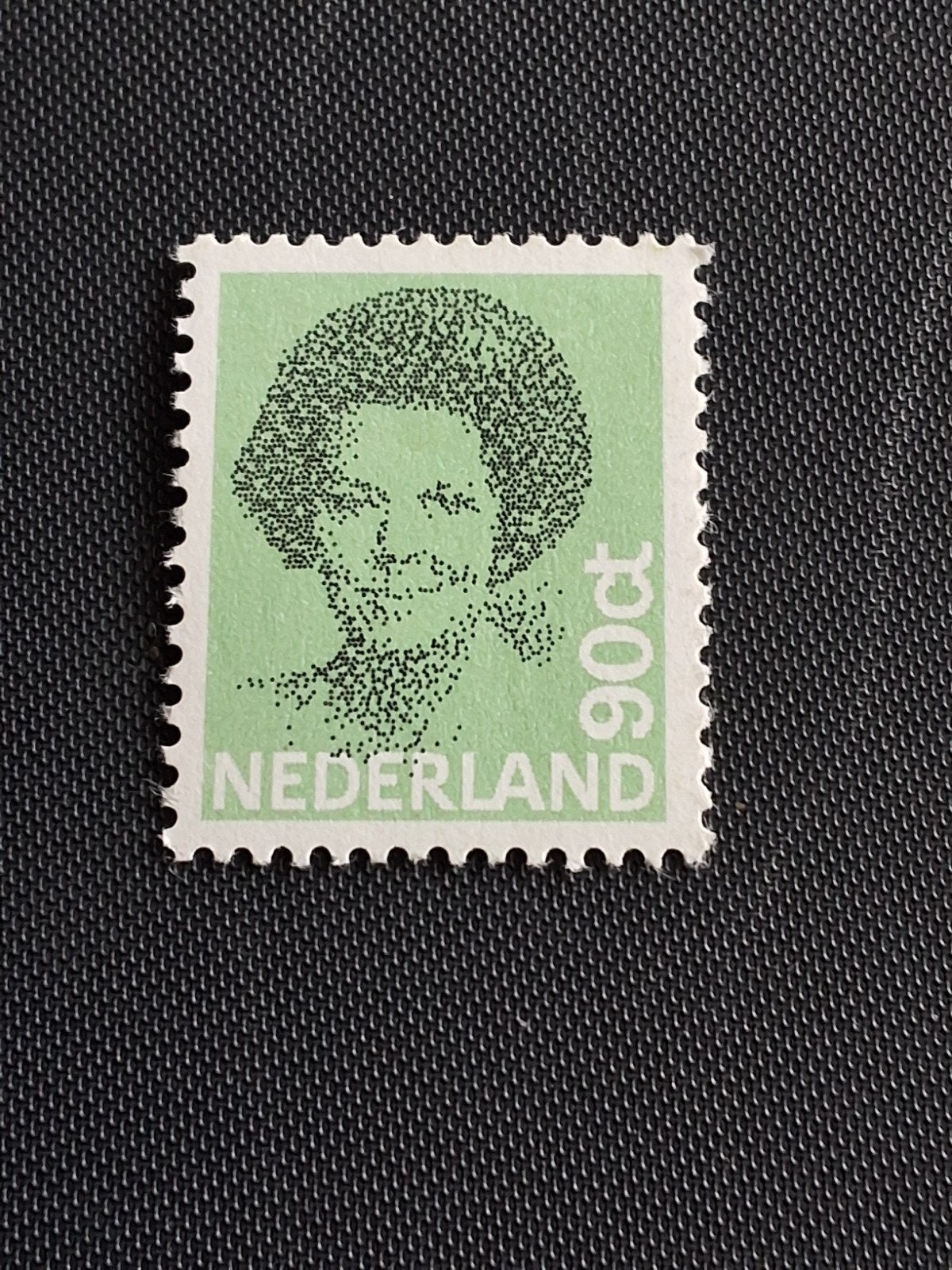 nvph 1240 Koningin Beatrix in zwart 90ct.  1981-1990 ( pf), Postzegels en Munten, Ophalen of Verzenden