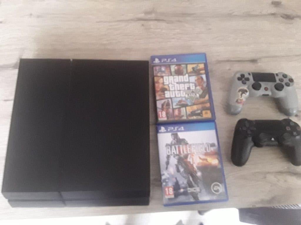 Playstation 4, Ophalen, Met 2 controllers, Zo goed als nieuw, 1 TB