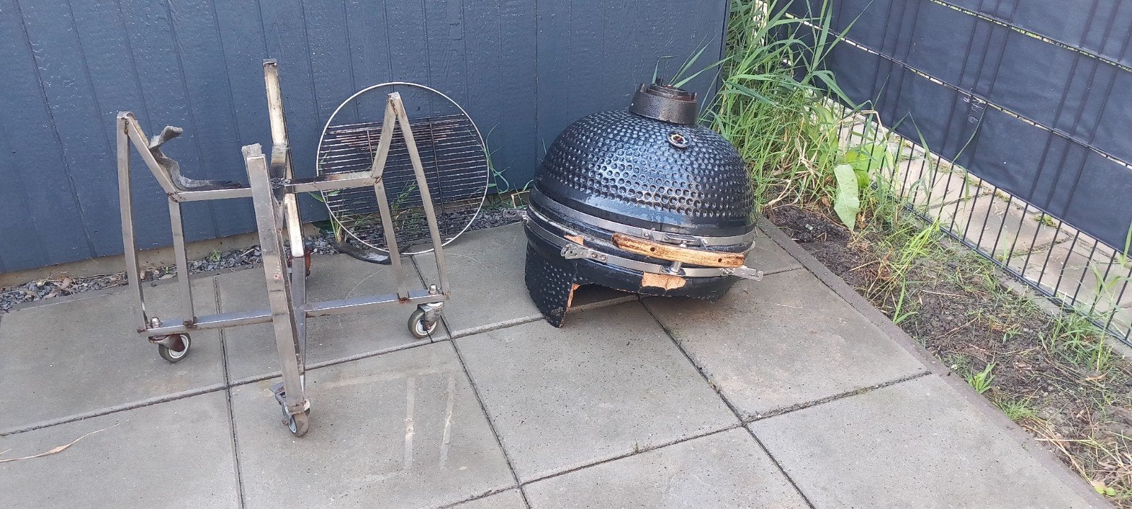 Auplex Grills Kamado deksel (57cm doorsnede) incl. Onderstel, Ophalen, Gebruikt, Kamado
