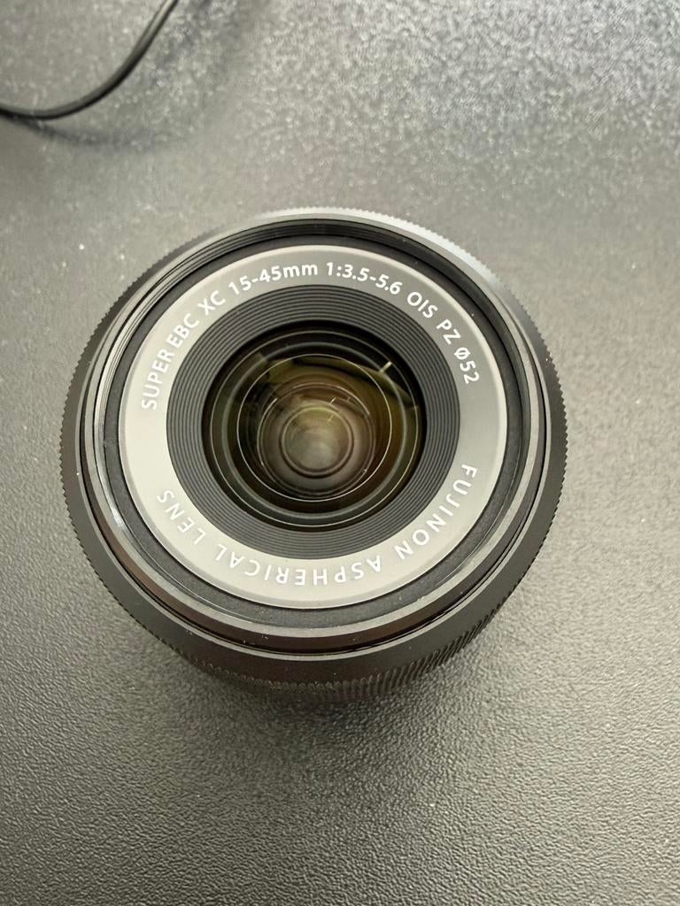 Fujifilm XC 15-45mm f/3.5-5.6 OIS PZ Zwart, Ophalen, Nieuw, Standaardlens