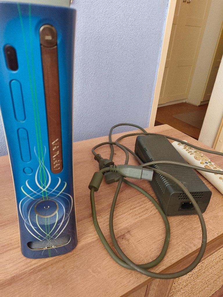 Xbox 360 - 60GB HDD, Spelcomputers en Games, Spelcomputers | Xbox 360, Ophalen, Gebruikt, 250 GB, Met 1 controller