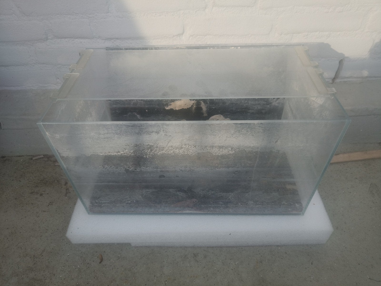 Aquarium Kweekbak - 33L, Dieren en Toebehoren, Ophalen, Inclusief deksel, Gebruikt, Leeg aquarium