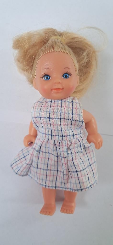 Barbie kindje, Ophalen of Verzenden, Zo goed als nieuw, Barbie