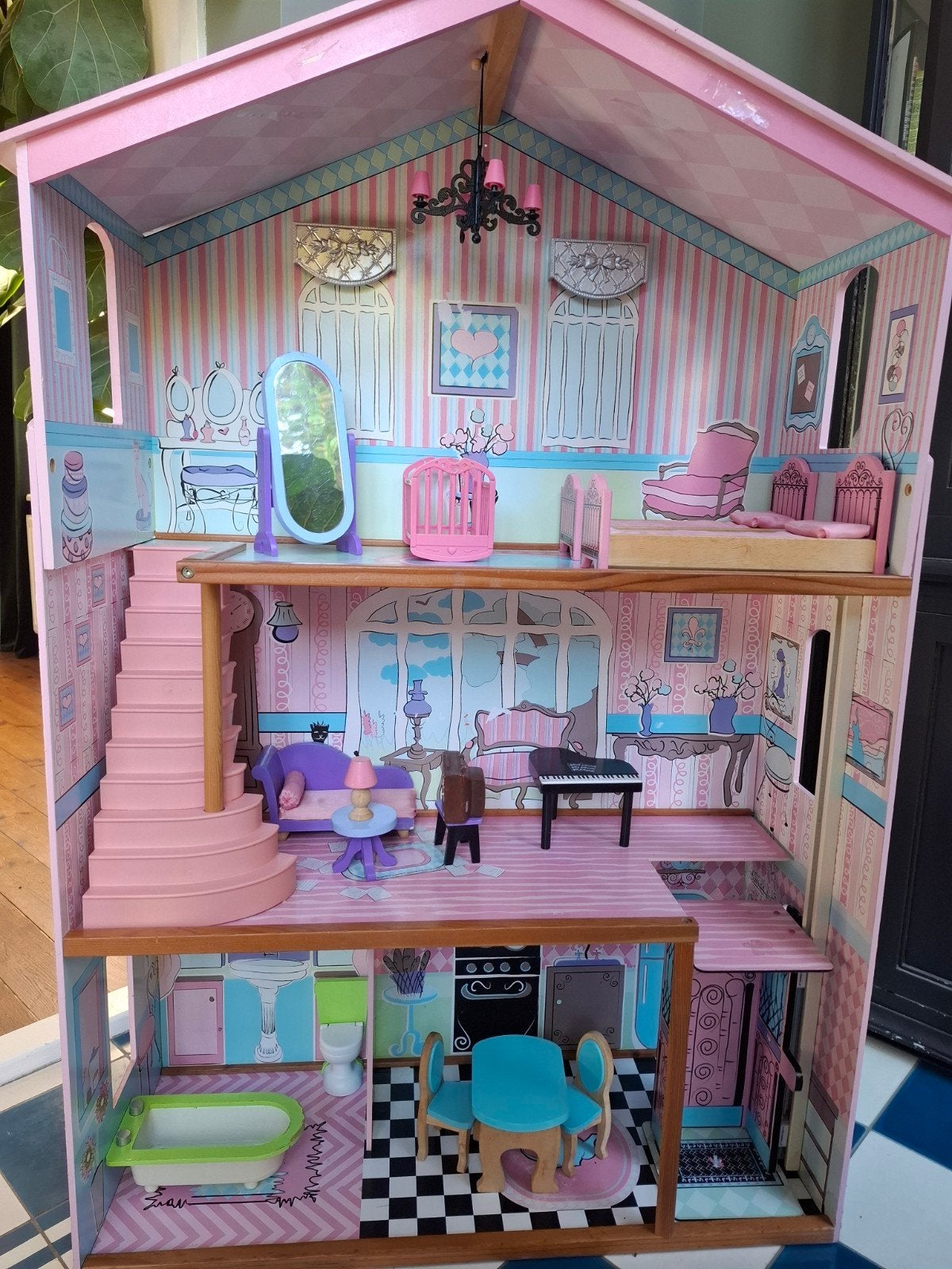 Groot houten poppenhuis met meubels, Ophalen, Gebruikt, Poppenhuis