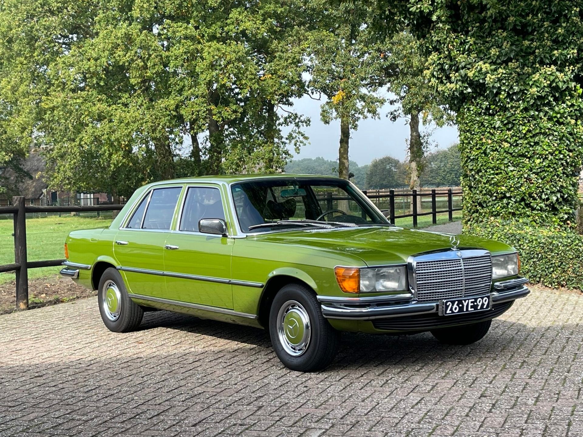 Mercedes-Benz S-klasse 280 S, Auto's, Metallic lak, Achterwielaandrijving, Zwart, Mercedes-Benz