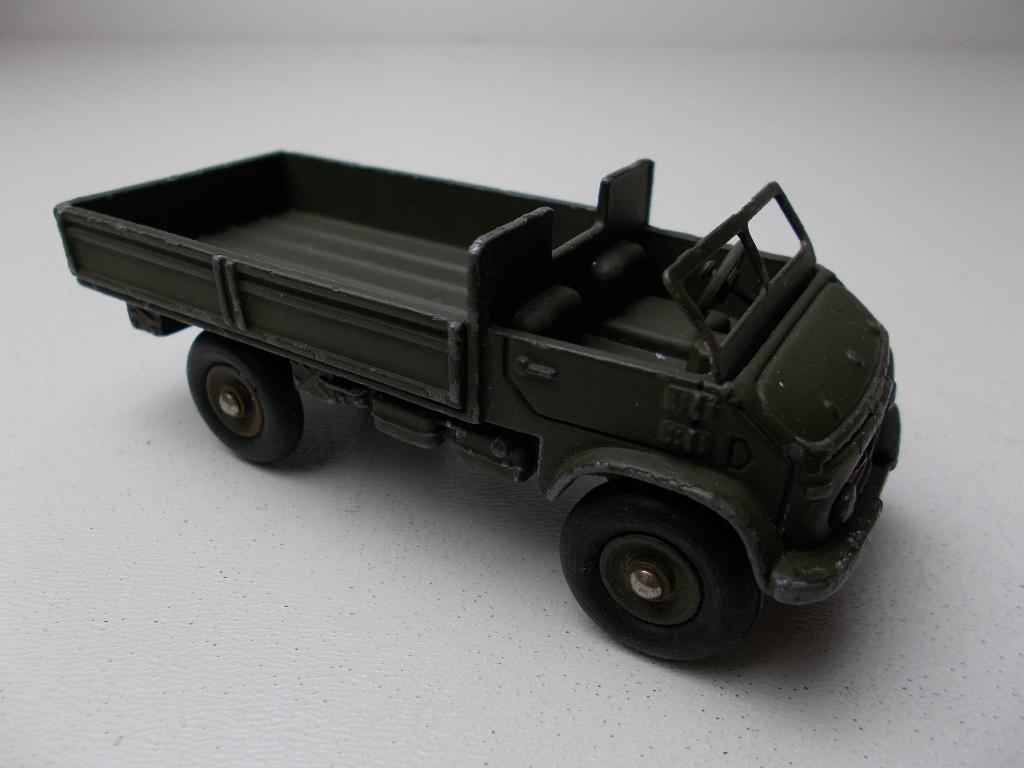1961 Dinky Toys 821 MERCEDES-BENZ UNIMOG (-H-), Ophalen of Verzenden, Gebruikt, Bus of Vrachtwagen, Dinky Toys