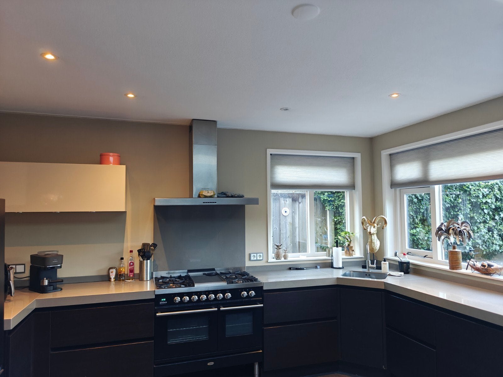 Mooie hoekkeuken met Boretti gasfornuis, Huis en Inrichting, Keuken | Complete keukens, Ophalen, Gebruikt, Bruin, Hoekkeuken