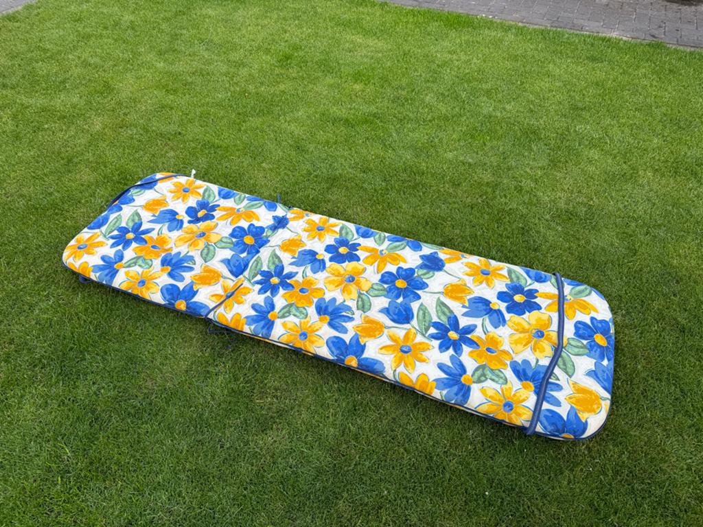 Ligstoel kussen met bloemenprint - Gratis af te halen, Ophalen of Verzenden, Gebruikt