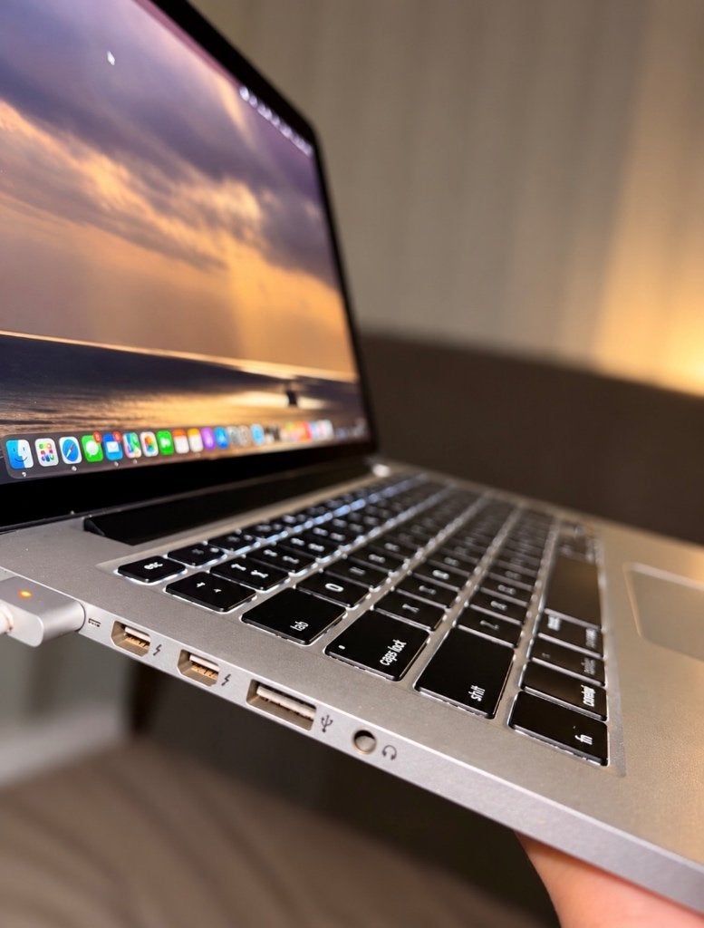 Foto 5 van MacBook Retina 13-inch 2015 |8GB| 128GB SSD|Zeer nette staat