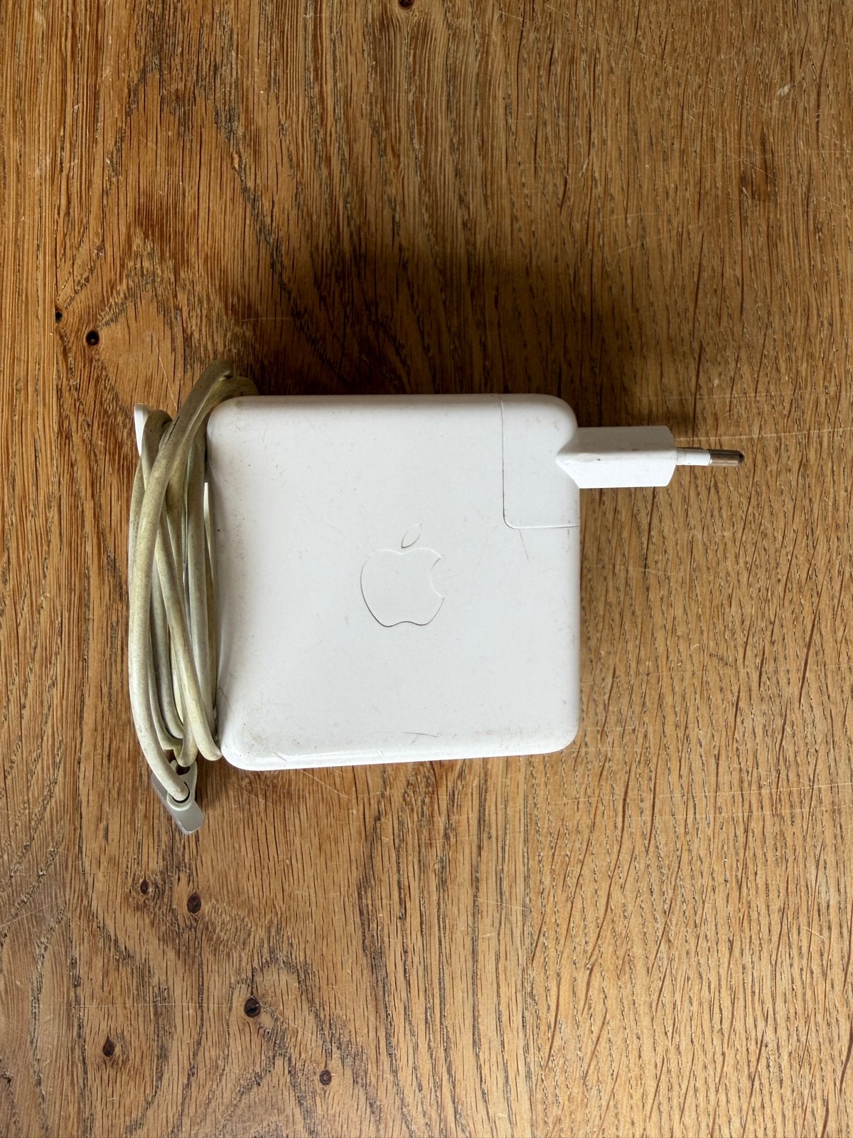 Apple 85W MagSafe 2 Power Adapter (Model A1424), Computers en Software, Laptop-opladers, Gebruikt, Ophalen of Verzenden