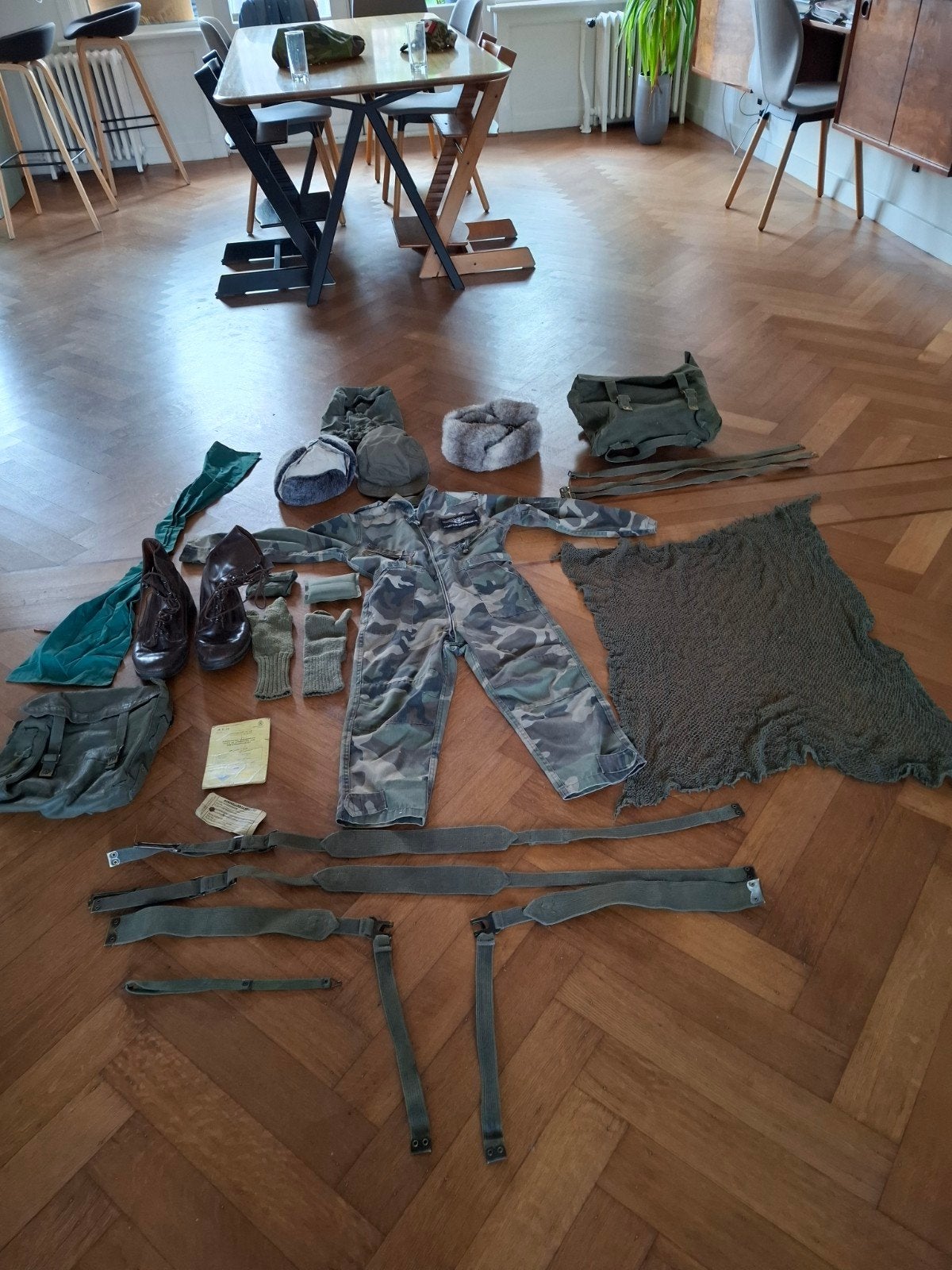 Militaria collectie: Kleding, accessoires en documenten, Ophalen of Verzenden
