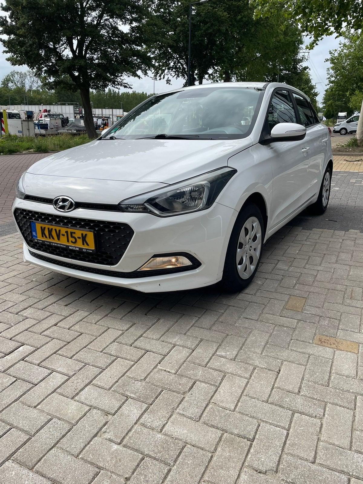 Hyundai i20 1.2 I 5-DRS 2016 Wit, Auto's, Hyundai, 74 pk, 4 cilinders, Wit, Handgeschakeld