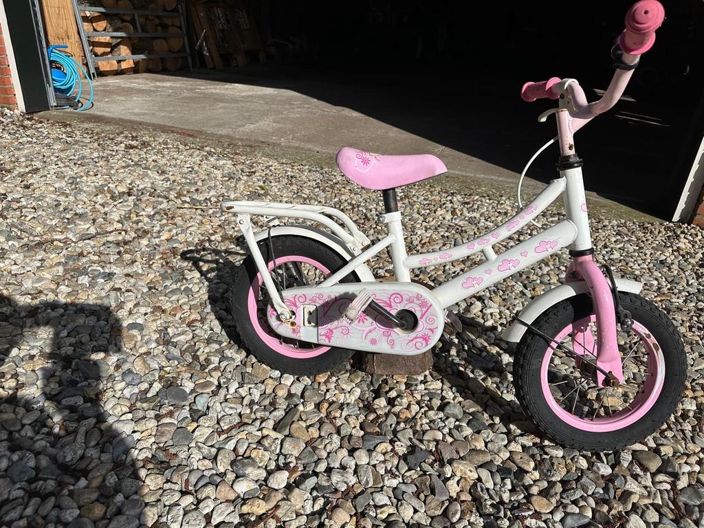 Leuk roze kinderfietsje - Ideaal voor de eerste ritjes!, Ophalen, Gebruikt, Minder dan 16 inch
