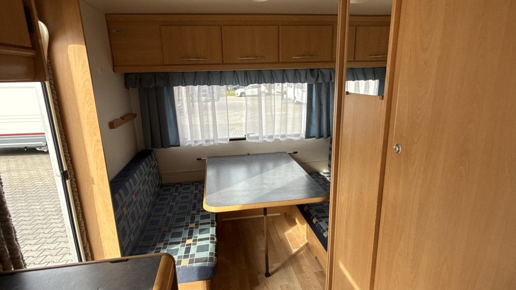 Adria Altea 461 DB bouwjaar 2007 met voortent, Caravans en Kamperen, Overige typen, Bedrijf, 750 - 1000 kg, Adria