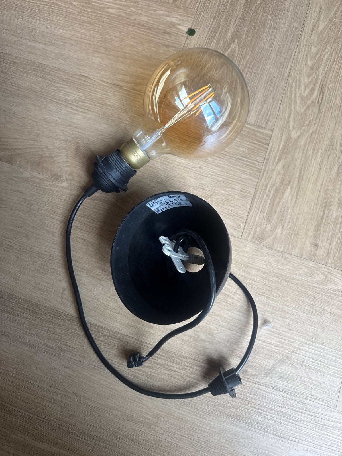 IKEA HEMMA Pendel met E27 fitting en LED filament lamp, Ophalen, Gebruikt, Kunststof, E27 (groot)