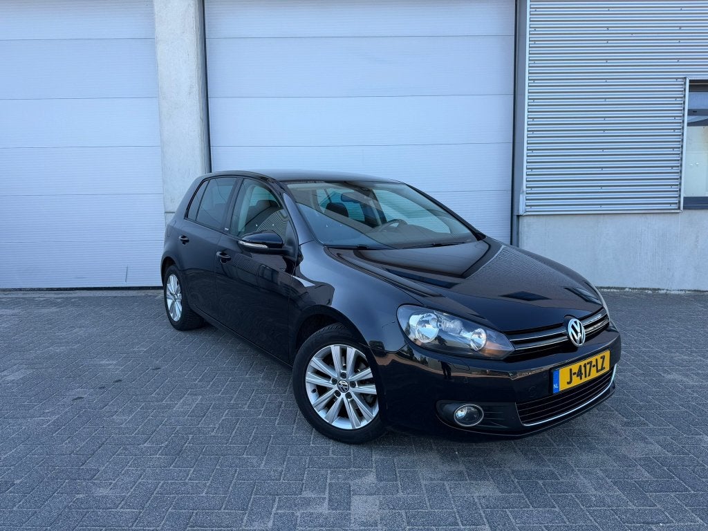 Volkswagen Golf 1.2 Style TSI 77KW DSG Automaat 2012 Zwart, Auto's, Volkswagen, Zwart, 4 cilinders, 1200 kg, 630 kg