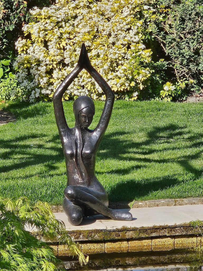 Bronzen tuinbeeld, Tuin en Terras, Tuinbeelden, Ophalen, Gebruikt, Metaal, Mensenbeeld