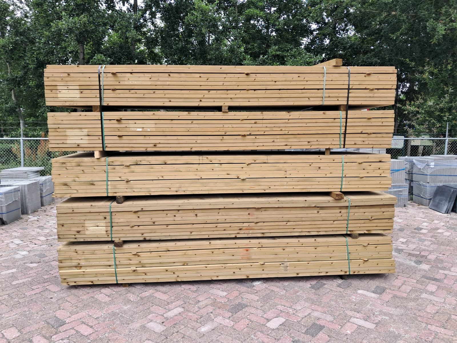 Partij vuren sls 3,8 x 8,9 glad geimpregneerd  544/360, Ophalen, Zo goed als nieuw, 250 cm of meer, Balken