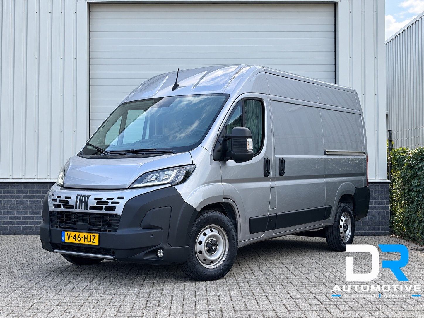 Fiat Ducato bestel 2.2 180PK S&S L2H2 3.5t Heavy AUTOMAAT| R, Auto's, Automaat, Dealer onderhouden, Stof, Gebruikt