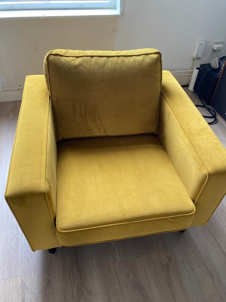 Woood velvet okergele fauteuil, Ophalen, Eenpersoons, 75 tot 100 cm, Zo goed als nieuw