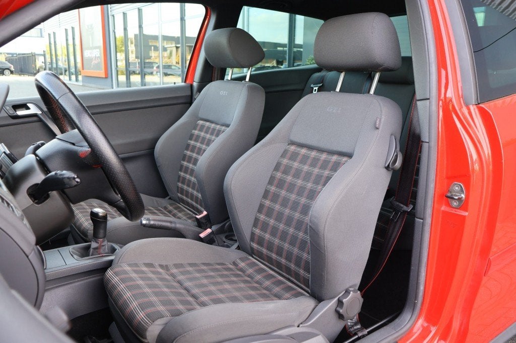 Volkswagen POLO GTI 150pk/ Schuifdak / Climatronic / 2e eige, 150 pk, 610 kg, Origineel Nederlands, Bedrijf