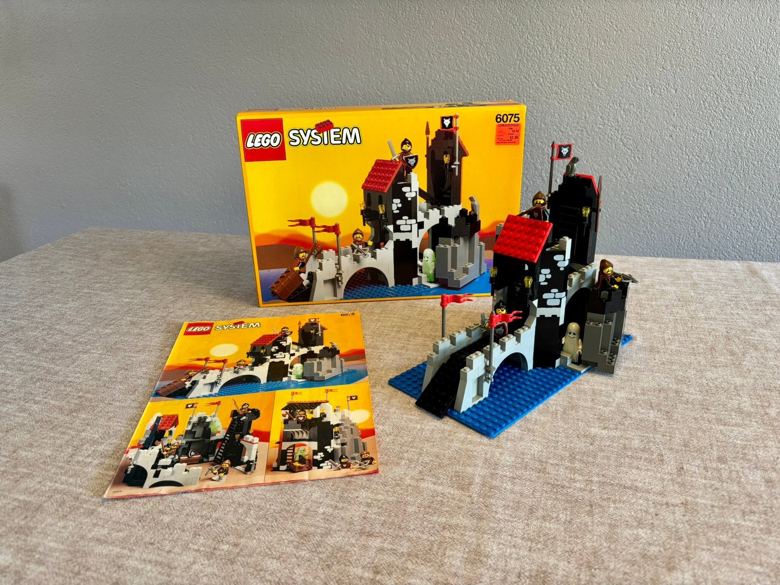 LEGO 6075 – Wolfpack Tower (1992) + Original Box, Gebruikt, Lego, Ophalen of Verzenden, Castle