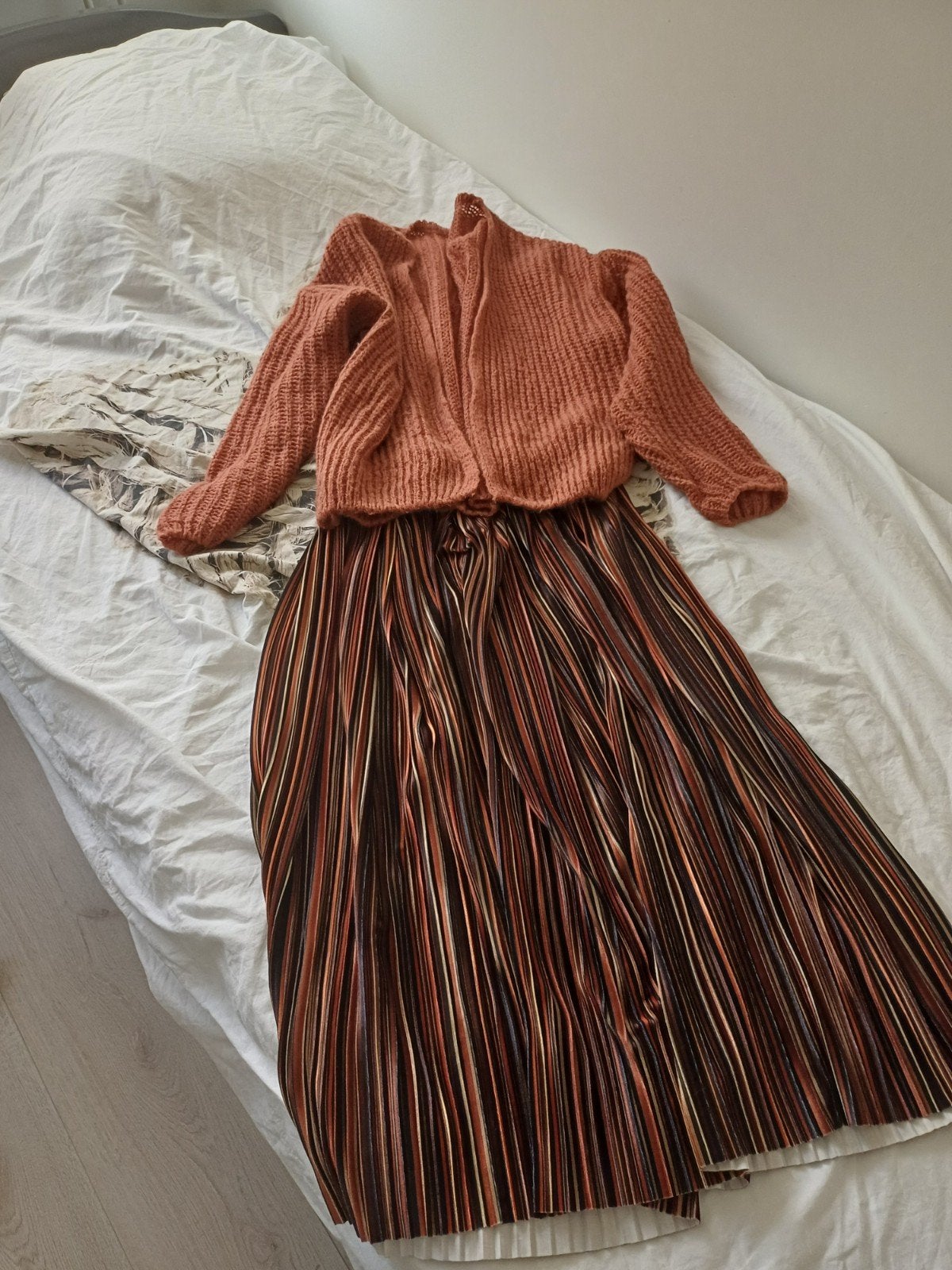 Rok met vest, Zwart, Maat 42/44 (L), Ophalen of Verzenden, Zo goed als nieuw