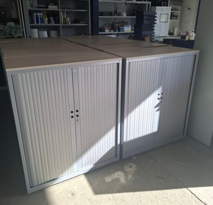 Nieuw binnen: Grote partij roldeurkasten van 100 breed, Ophalen, Gebruikt, 100 tot 150 cm, 100 tot 150 cm