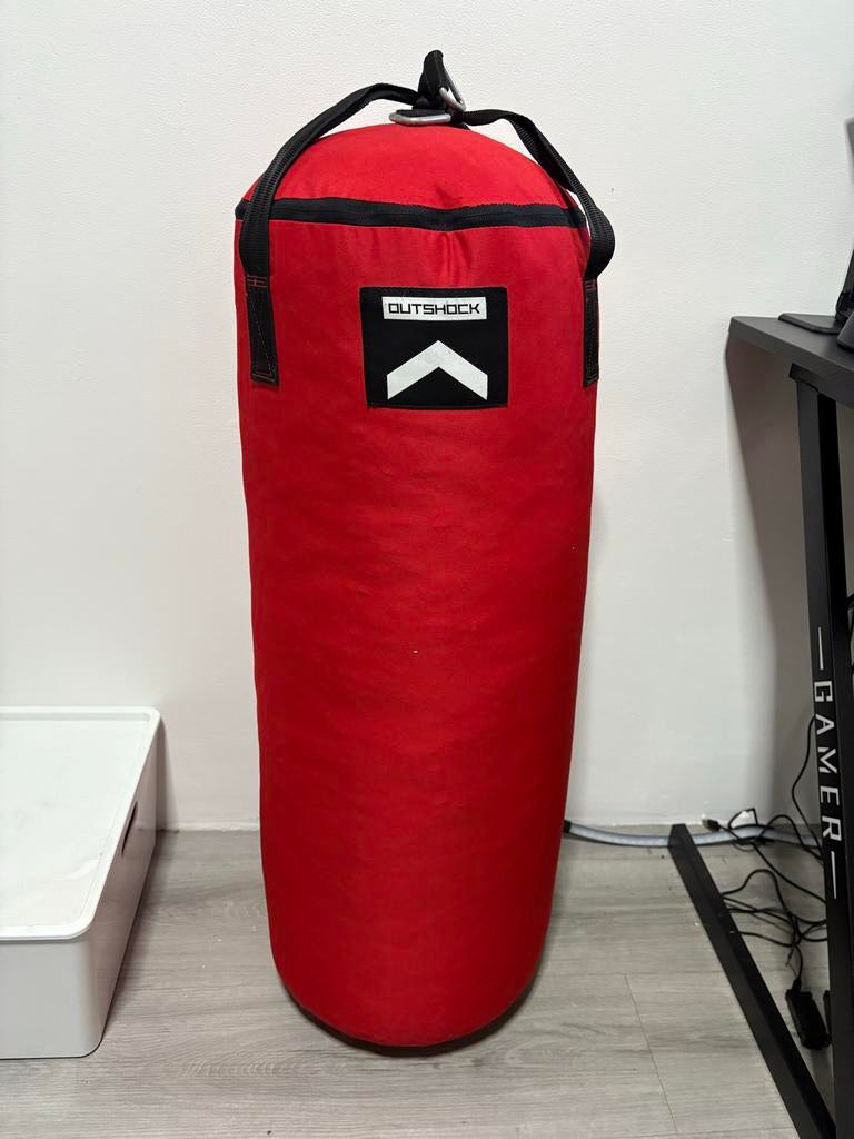 OUTSHOCK Bokszak 4,5 kg - Rood, Ophalen of Verzenden, Gebruikt, Bokszak