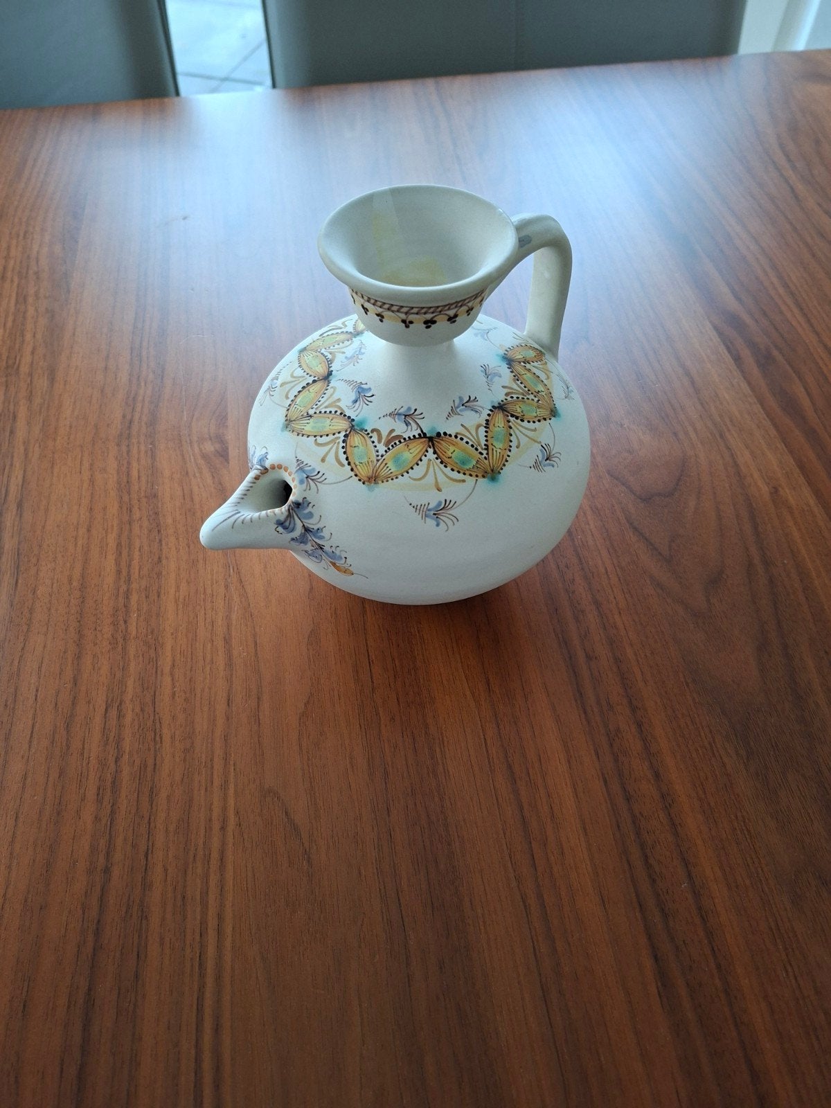 Decoratieve keramische kruik met vlindermotief, Antiek en Kunst, Ophalen of Verzenden