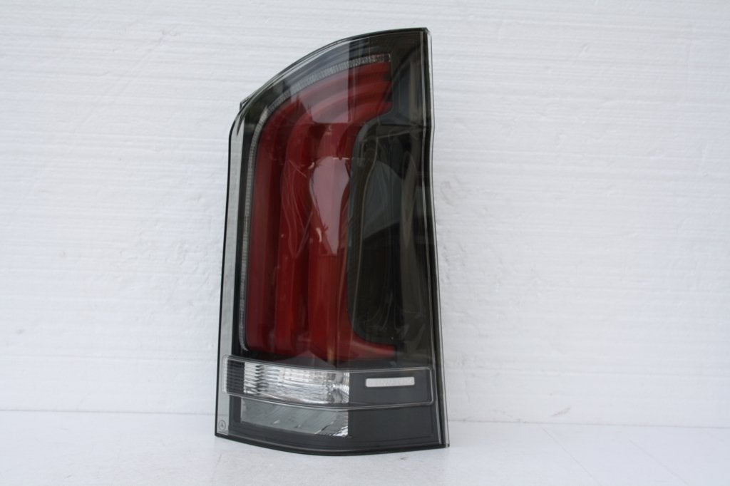 Achterlicht Mercedes V-klasse LED A447 820 43 02 Schade, Ophalen of Verzenden