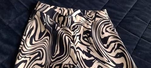 Flared Broek, Maat 38/40 (M), Zwart, Nieuw, Ophalen of Verzenden