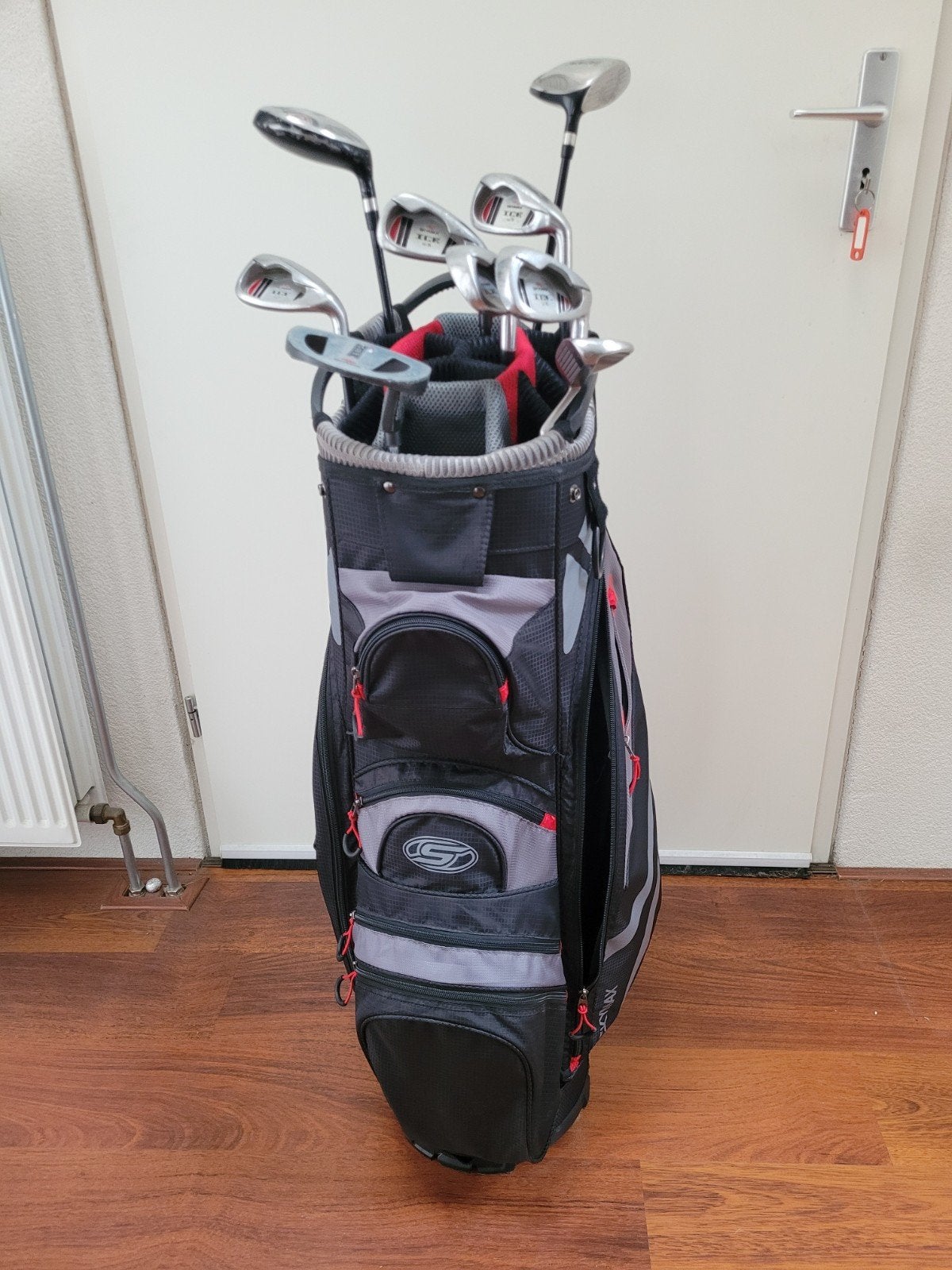 Skymax ix-5 golfset met keuze uit 2 golftassen
