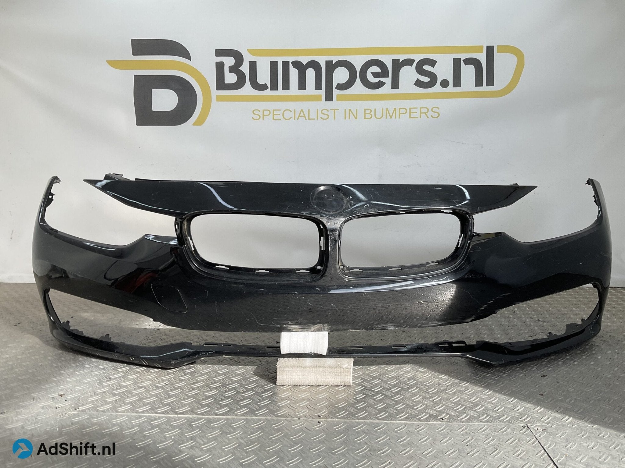 Bumper BMW 3 Serie F30 F31 16- 51117397622 Voorbumper K8-197, Bumper