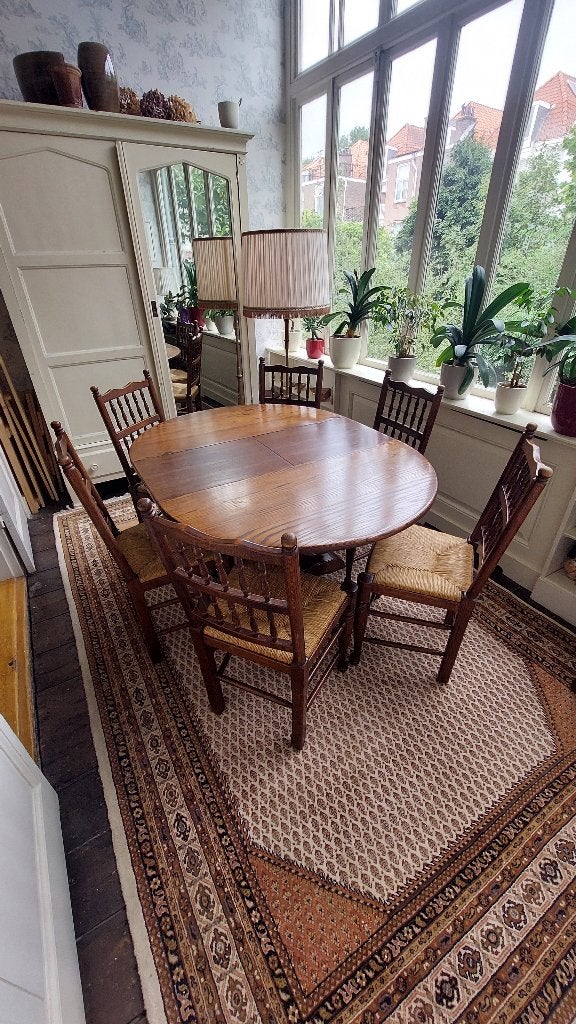 ronde massiefhouten boerentafel met 6 stoelen, Antiek en Kunst, Ophalen