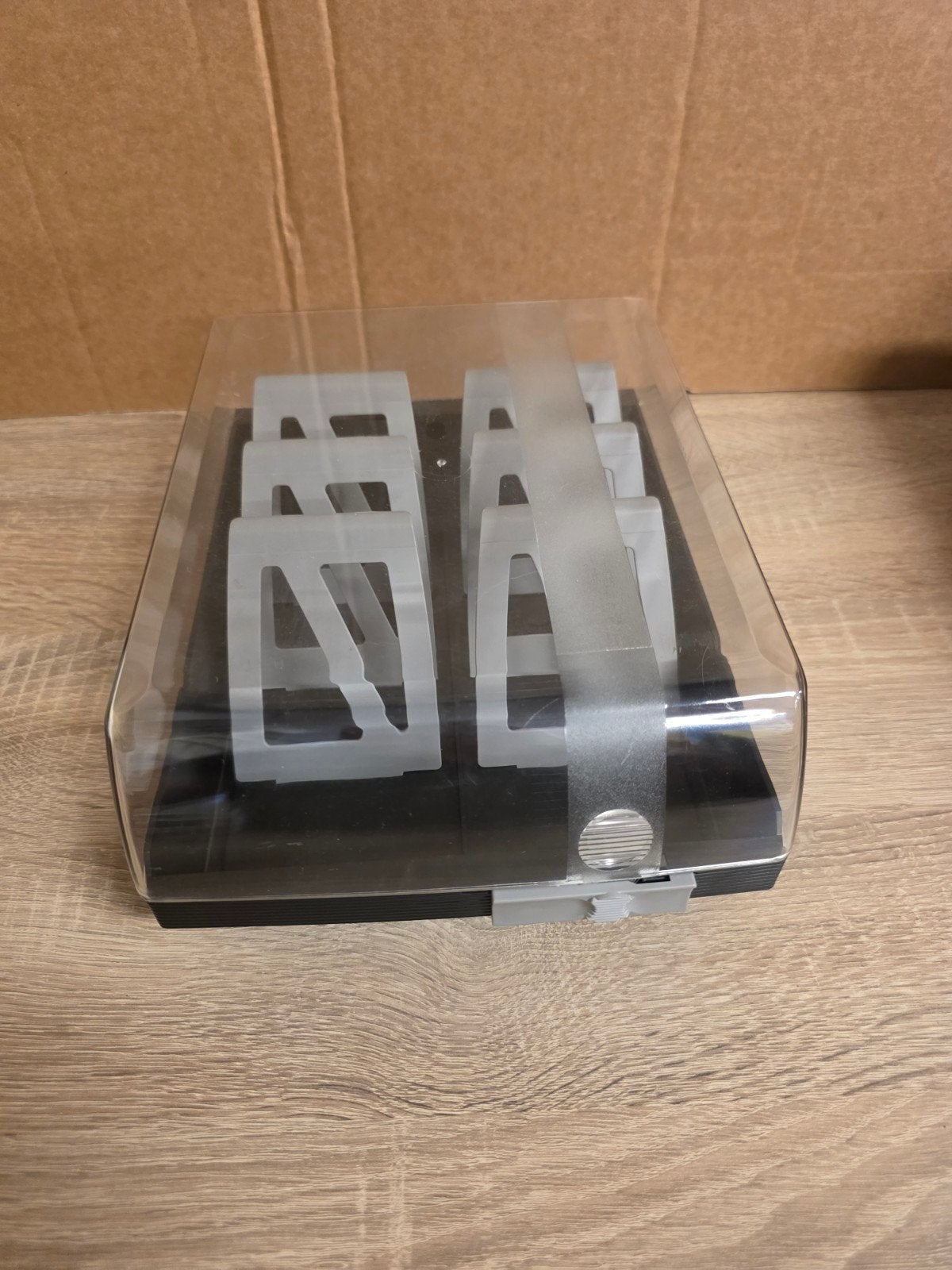 een diskette-opbergdoos, ontworpen voor 3,5 Floppies., Ophalen of Verzenden, Zo goed als nieuw, Zwart, Kunststof