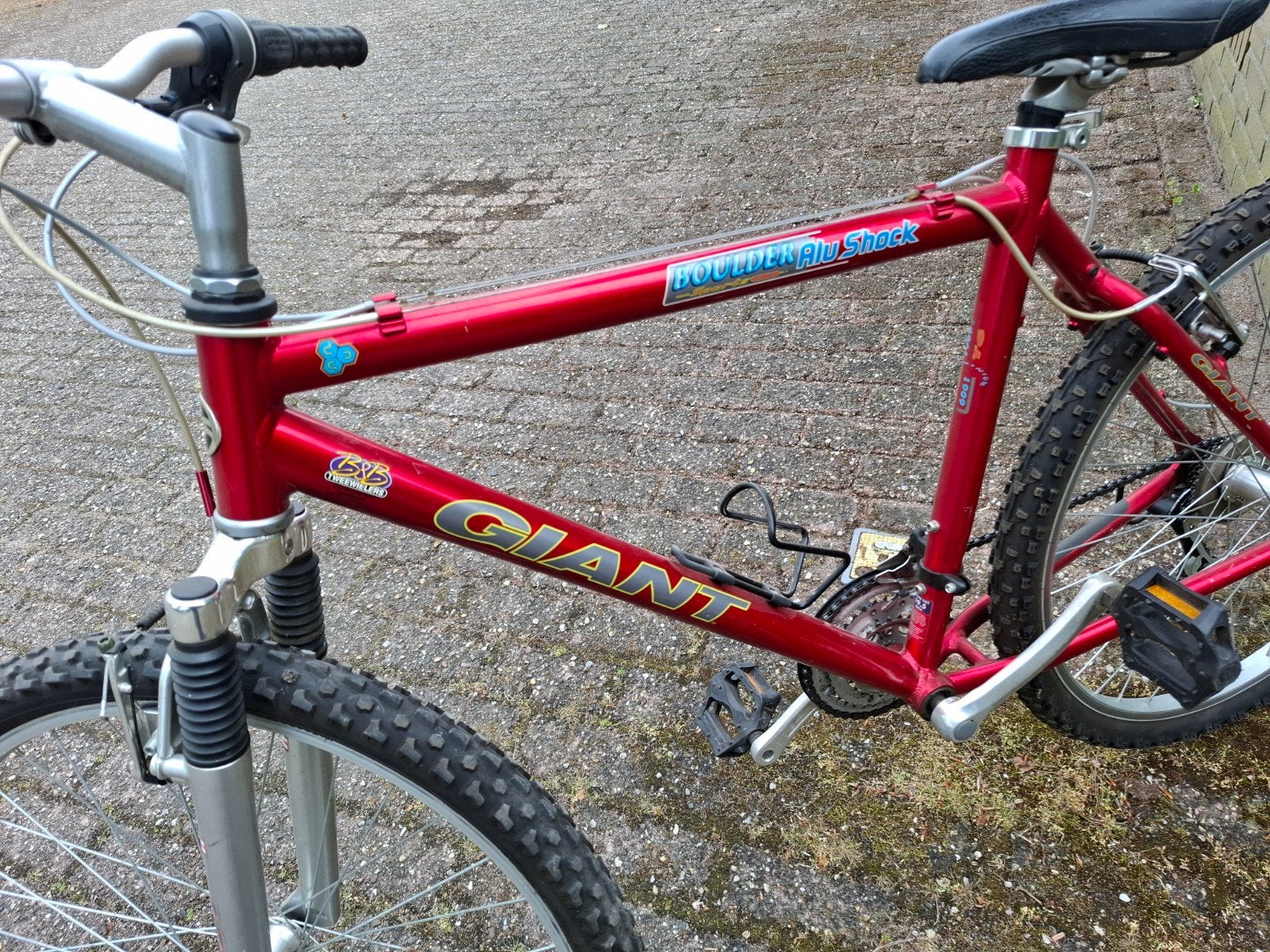 Giant Boulder Alu Shock Mountainbike - Rood, Ophalen, Gebruikt, Hardtail, 49 tot 53 cm