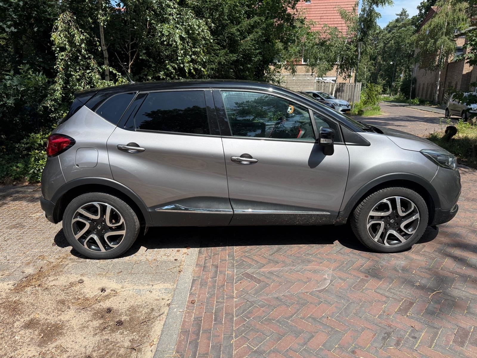 Renault Captur 1.2 TCE 120 EDC 2016 Grijs, Auto's, 625 kg, 118 pk, 4 cilinders, 1200 kg