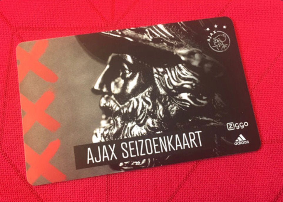 Seizoens kaarten en losse F-side kaarten gezocht, Tickets en Kaartjes, Twee personen