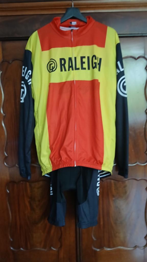 TI Raleigh wielertenue, Ophalen of Verzenden, Zo goed als nieuw, Kleding